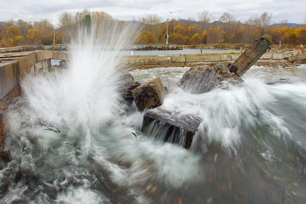 �������