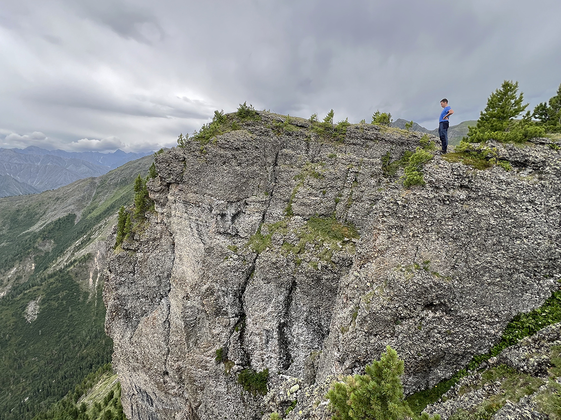 �� ������