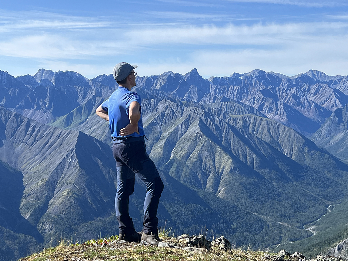 ��� �������