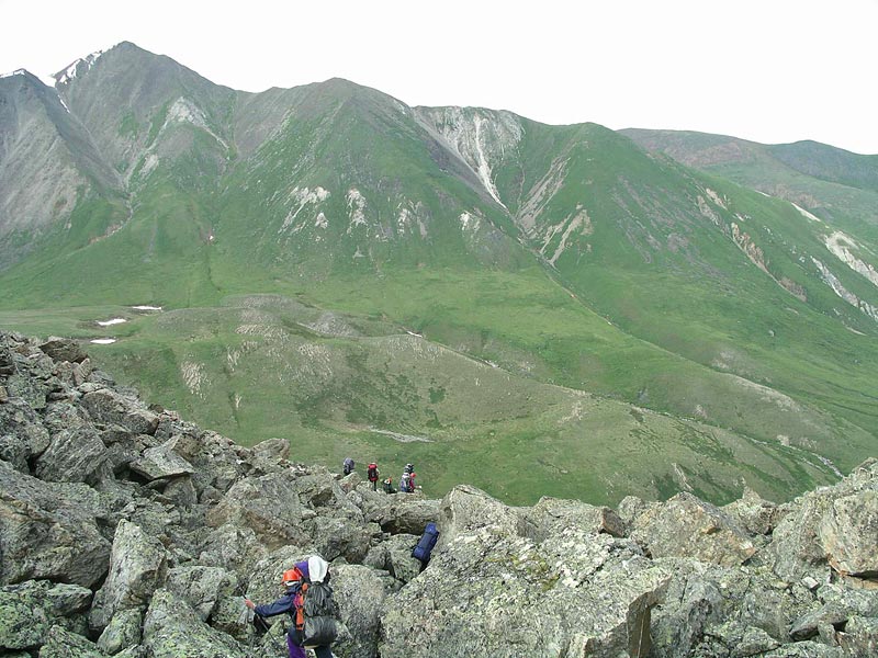 Спуск со 2-й ступени в долину Б.Иркута