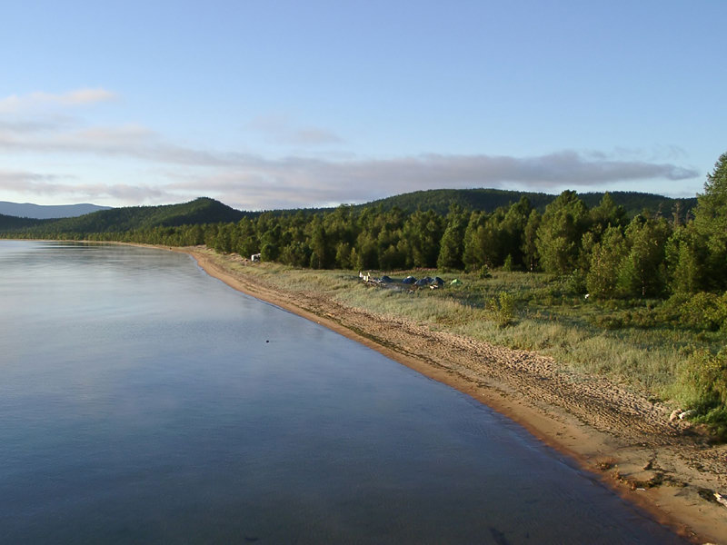 Пляж в бухте Крестовской