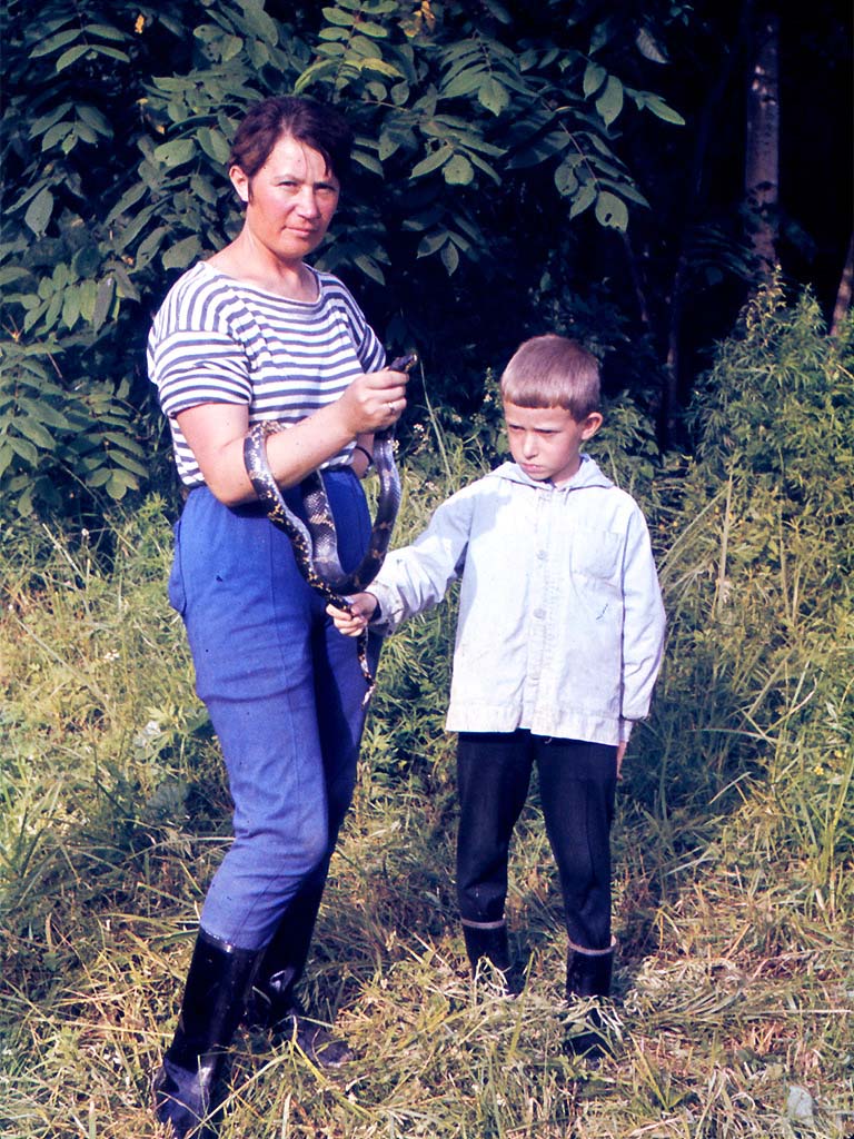     1972-