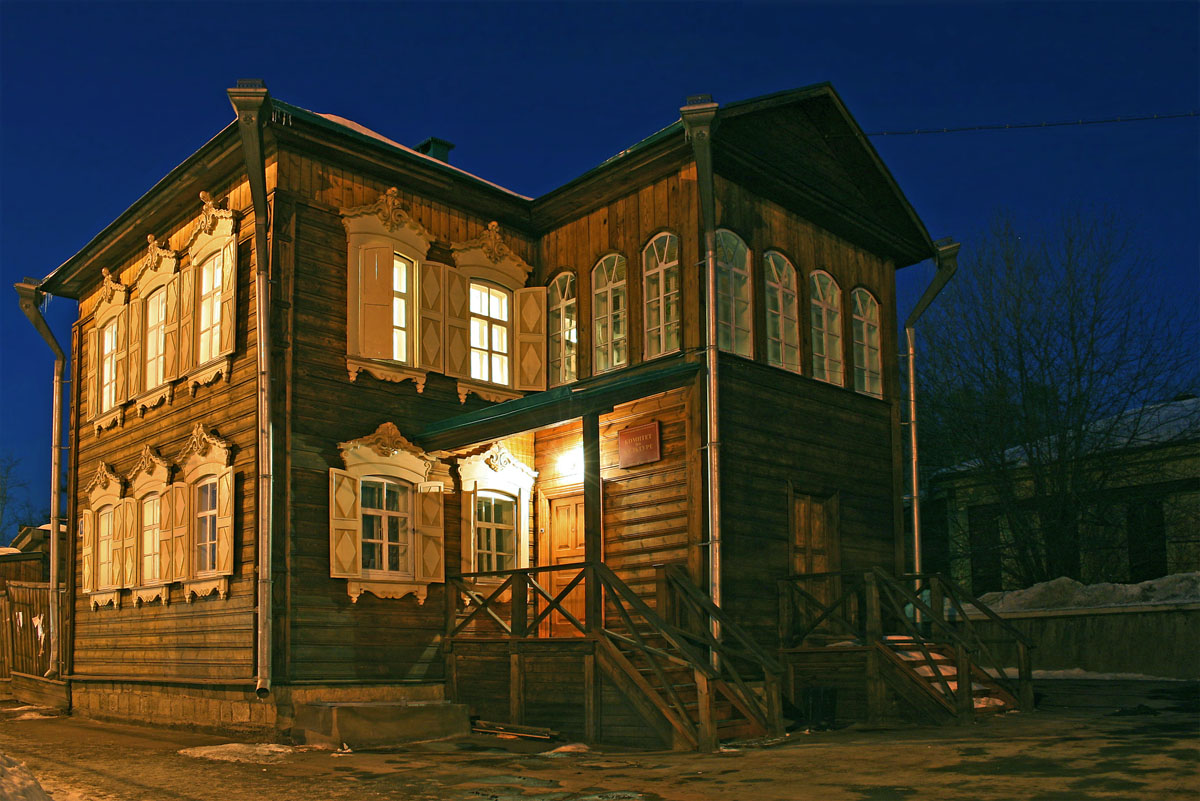 Дом на Верхней Амурской