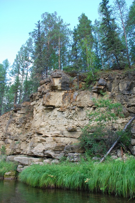 Ещё скалы