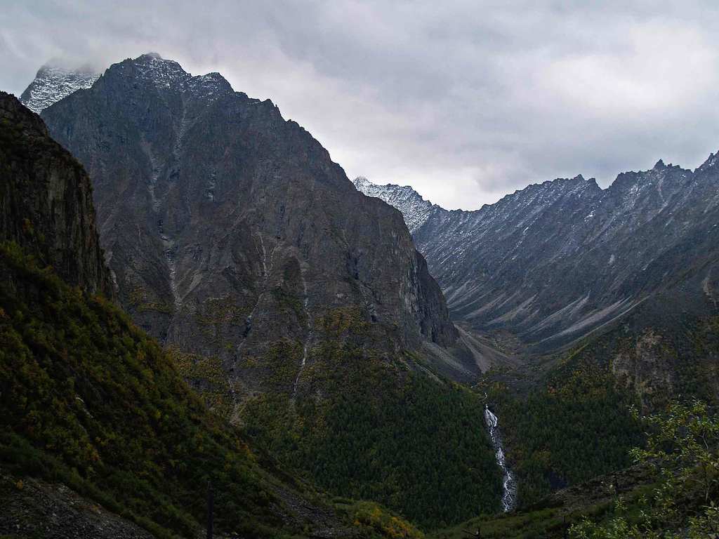 Вид из Мраморного ущелья