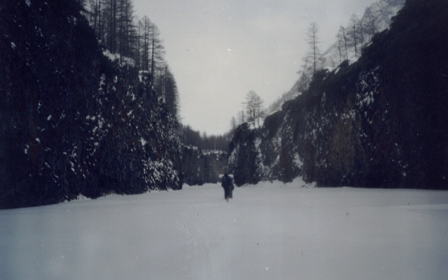 Каньон р. Сыни