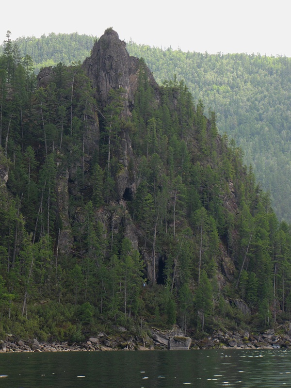 Пещерная Скала