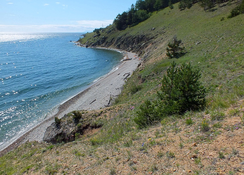 Бухточка около мыса Нижнее Изголовье