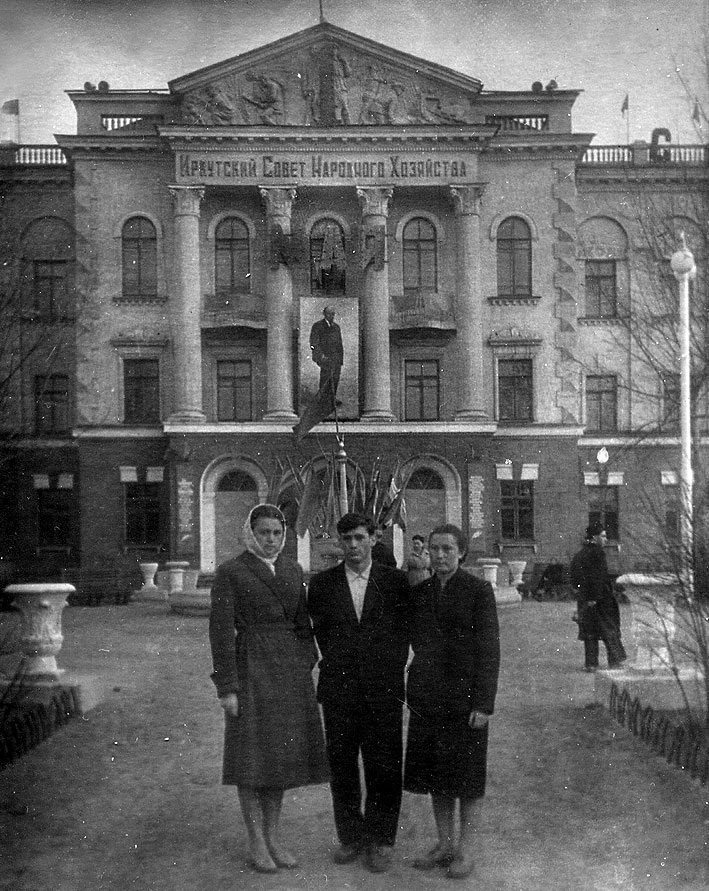  1959  