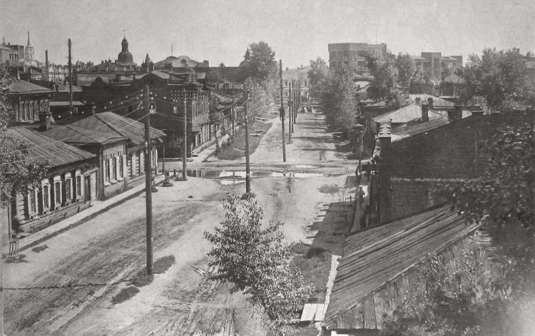   1932 