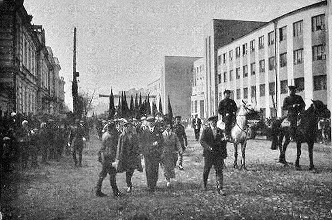 ,   1930-