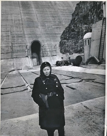       1969.