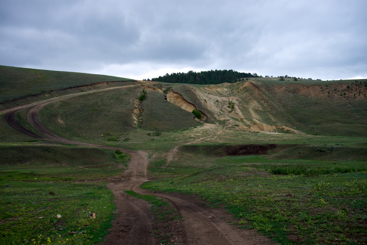 Овраги у деревни Кулакова