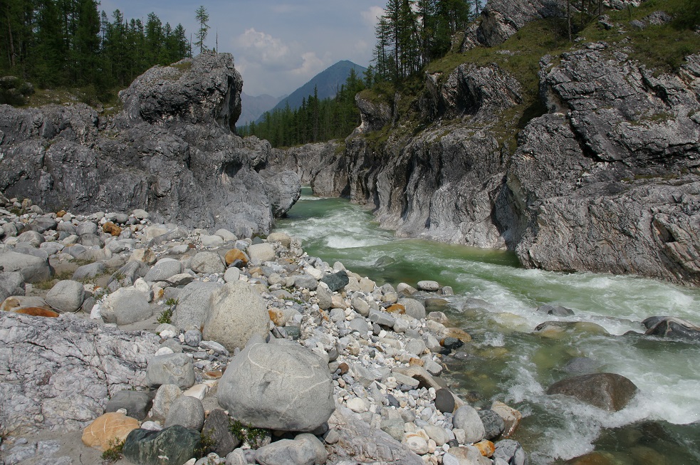 Самое красивое место - каньон с водопадом на Ара-Ошей