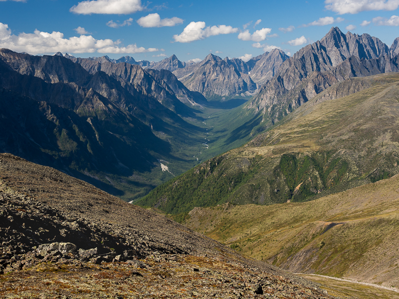 Долина Среднего Сакукана