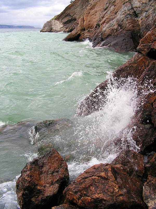 Вода камень точит
