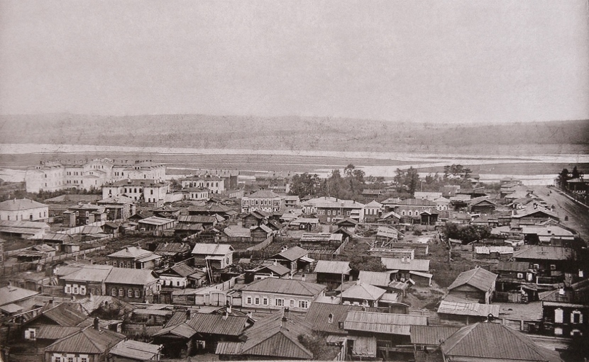 Вид города с колокольни Крестовоздвиженской церкви